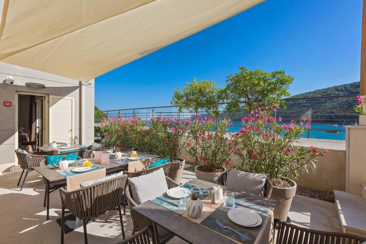 Boutique Hotel Adoral - Housity