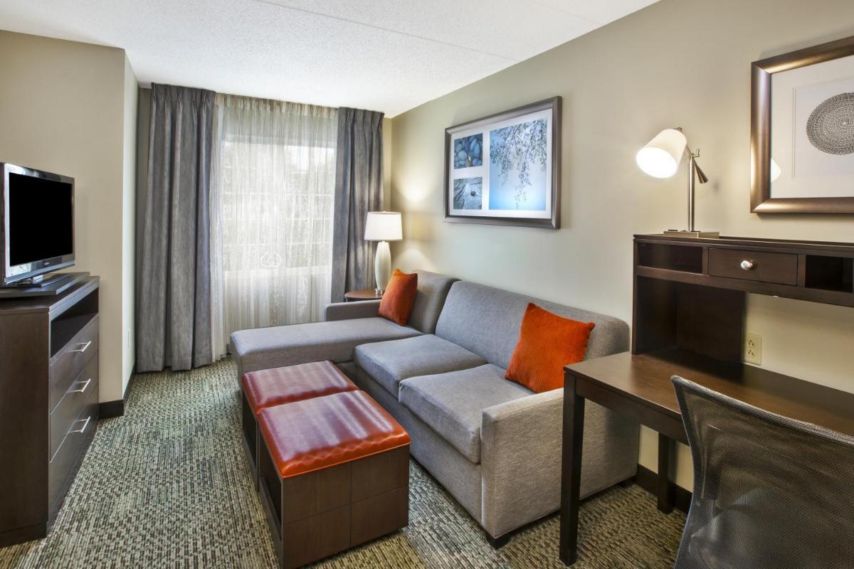 Staybridge Suites Cleveland Mayfield Heights Beachwood by IHG - Housity