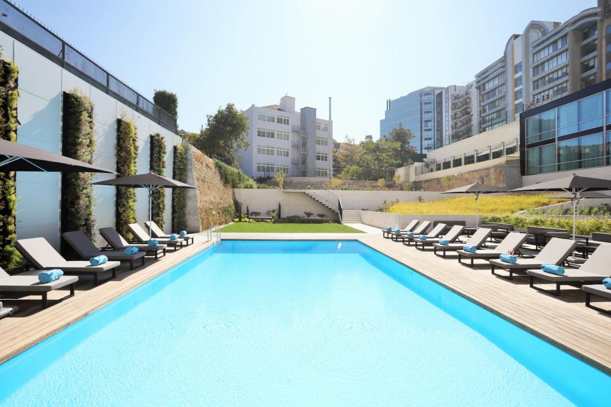 A piscina em ou perto de Iberostar Selection Lisboa