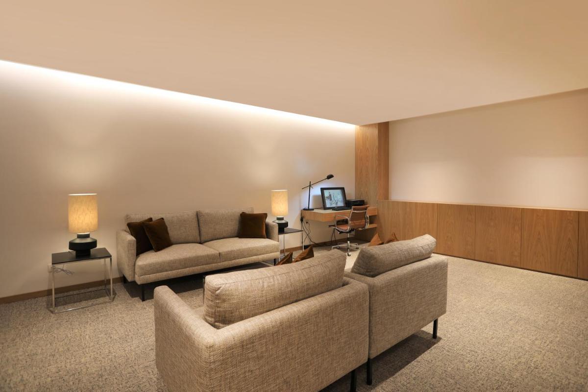 Uma área de estar em Iberostar Selection Lisboa