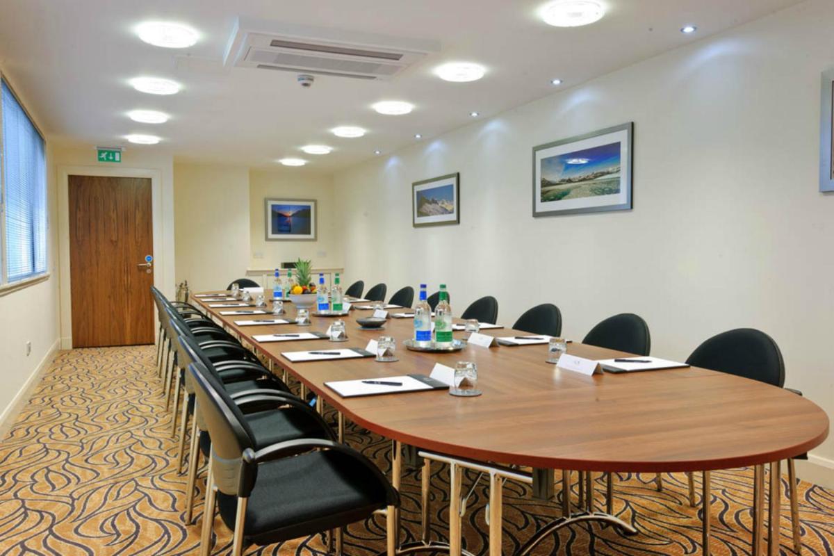 Rox Hotel Aberdeen by Compass Hospitality - Housity