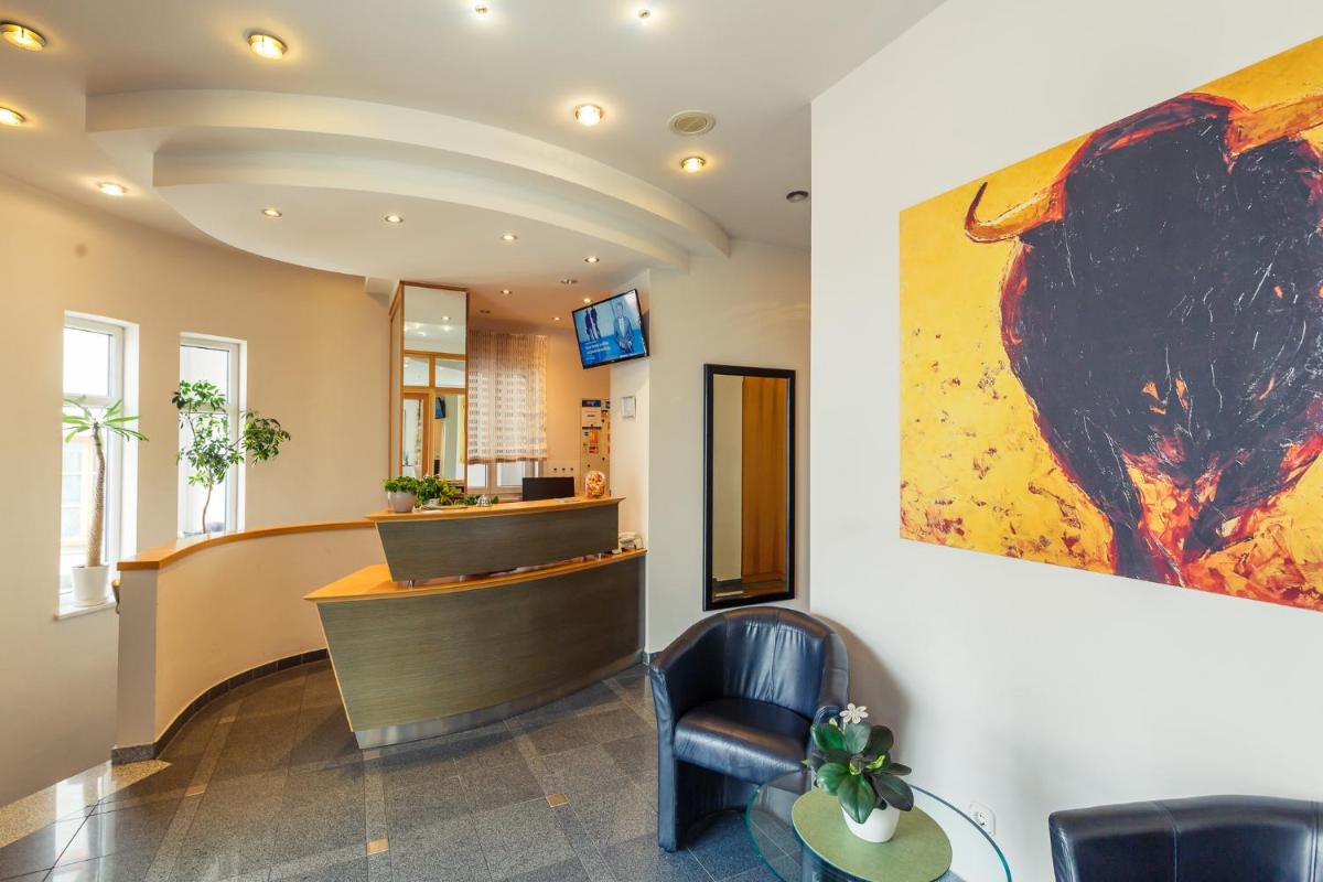 Altstadthotel Kneitinger, Abensberg - Housity