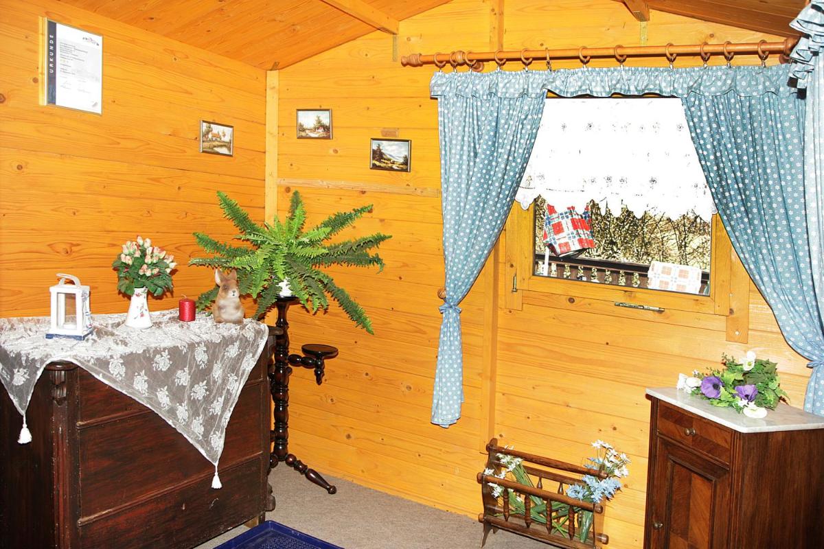 Landpension Zum Schweizerberg - Housity