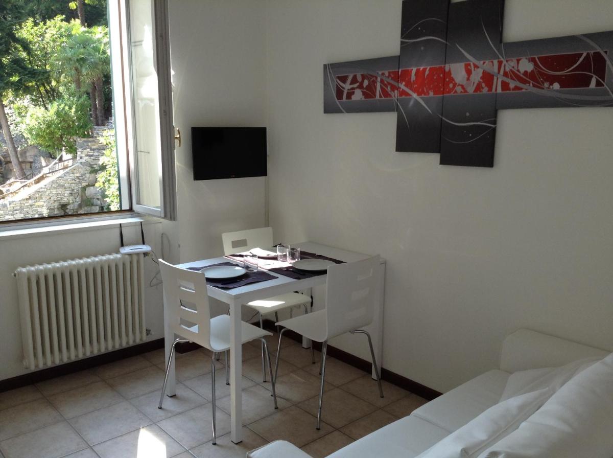 Larius Apartment Parking - Hizvo