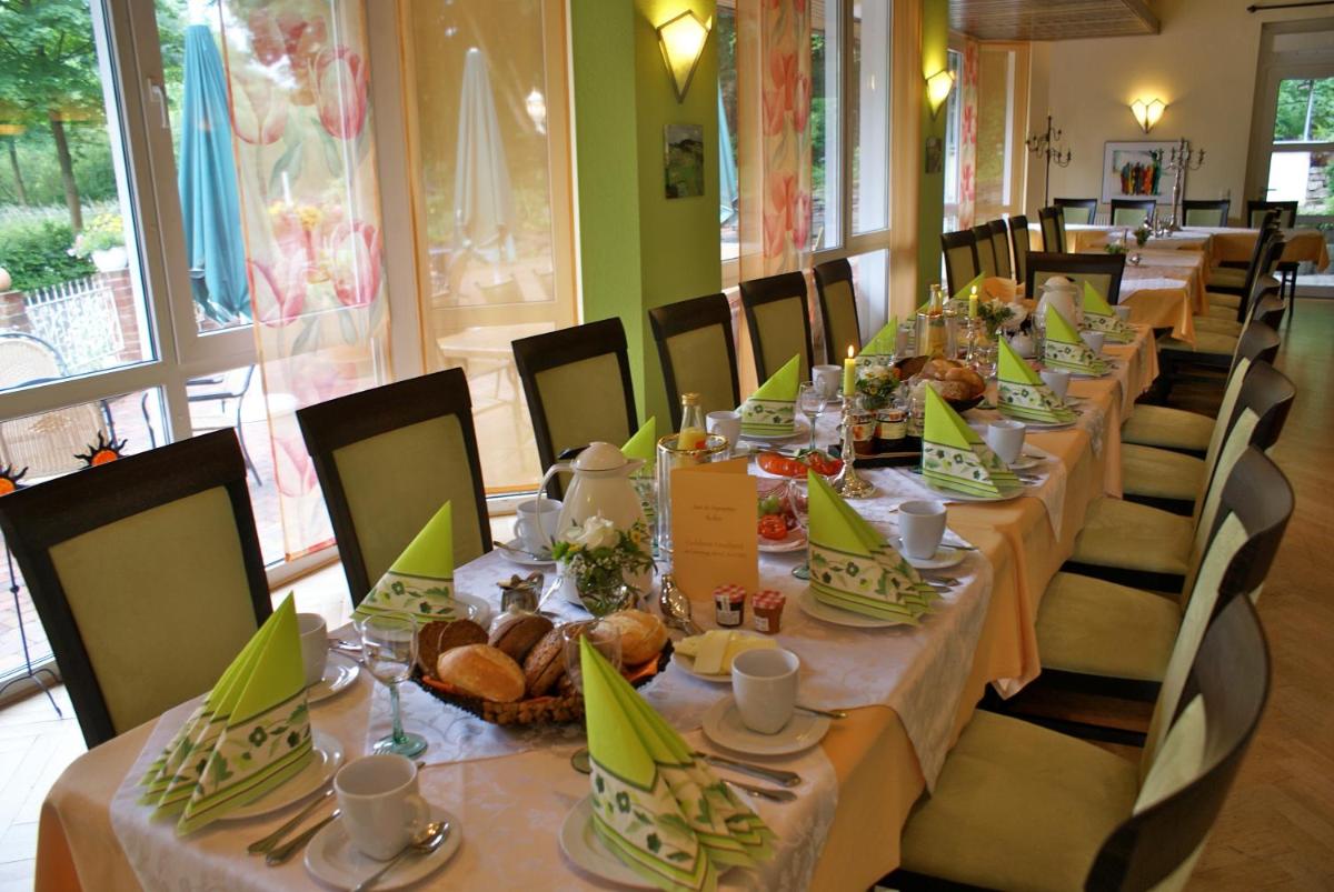 Hotel Elfenberg - Housity