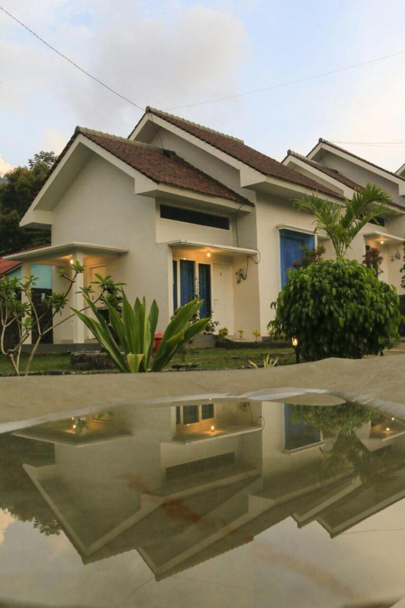 Villa Rumah Bromo - Housity