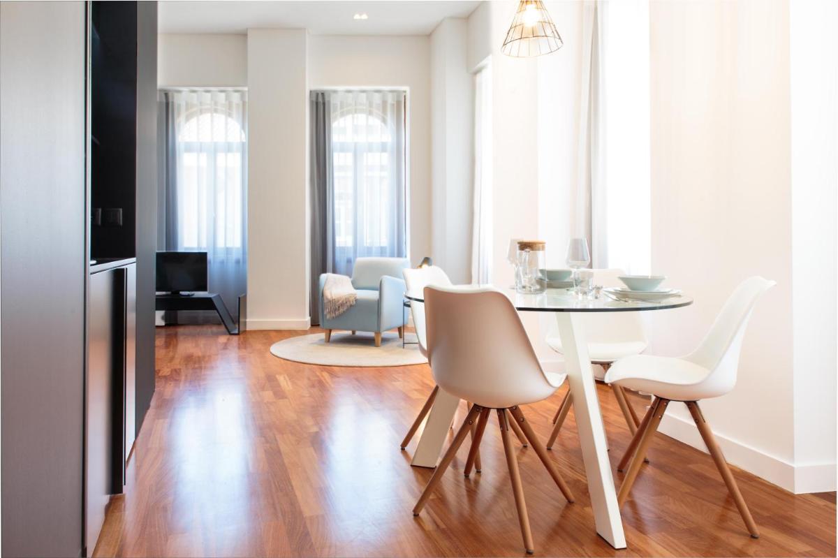 Orpheus - Universidade - UNESCO Heritage - Housity