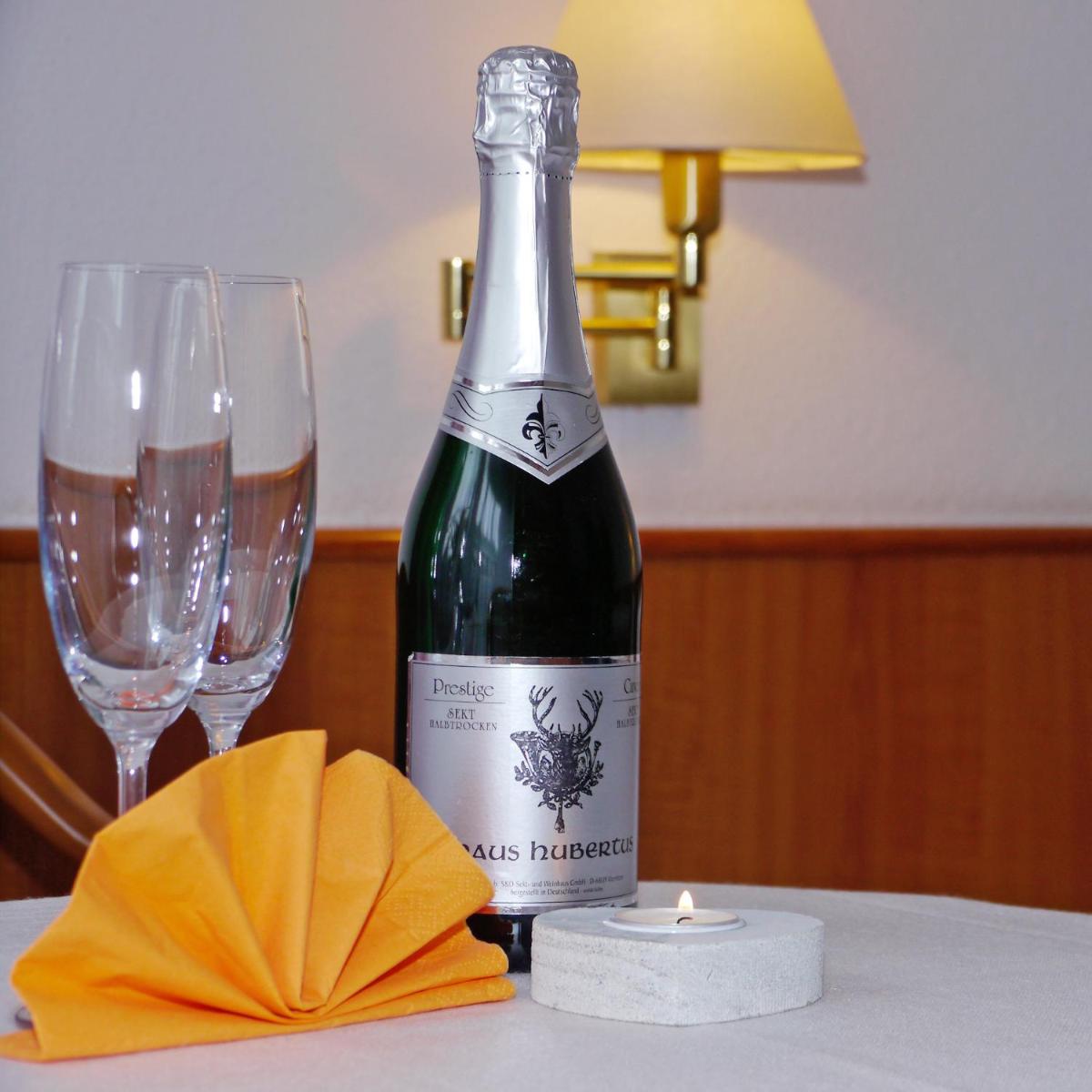 Naturparkhotel Haus Hubertus - Housity