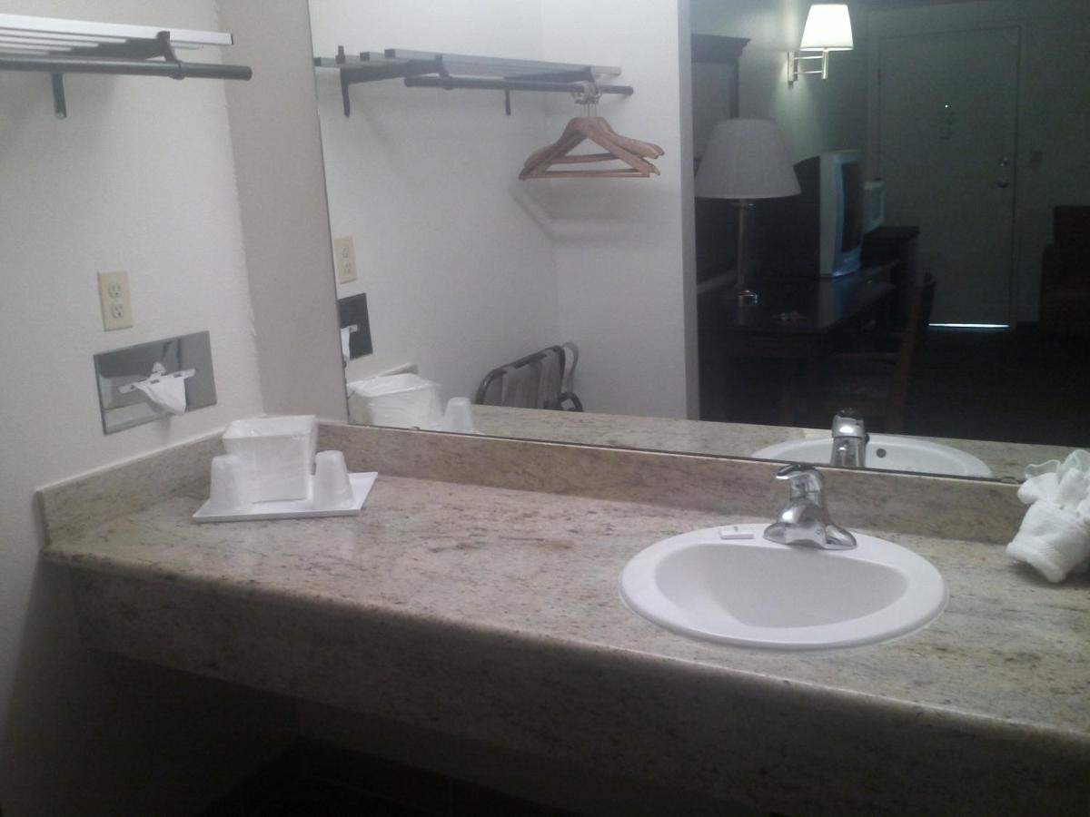 Sunrise Inn - Housity