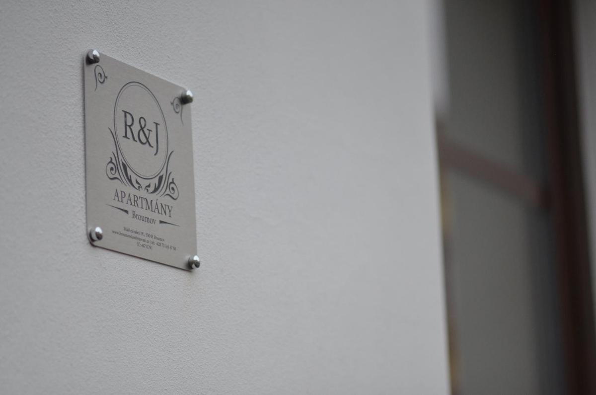 R&J apartmány - Housity