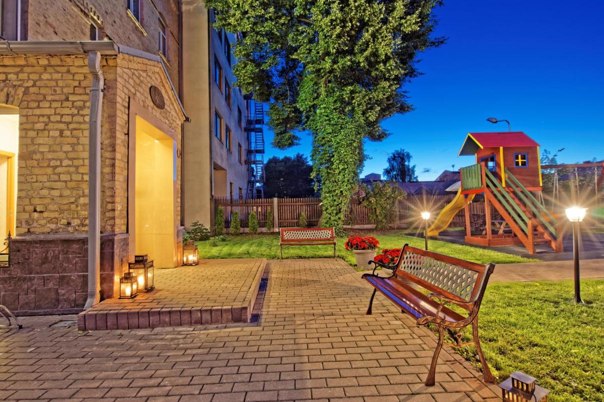RIGAAPARTMENT SONADA Aparthotel - Private Parking & High Speed WIFI - Housity