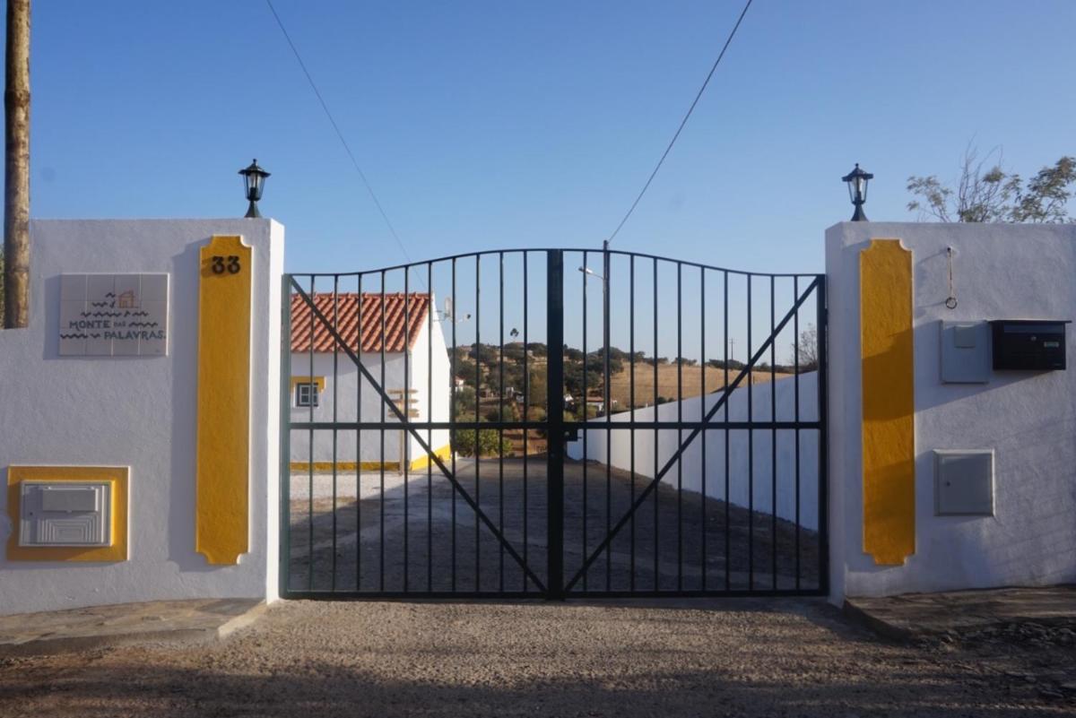 Monte das Palavras - Housity