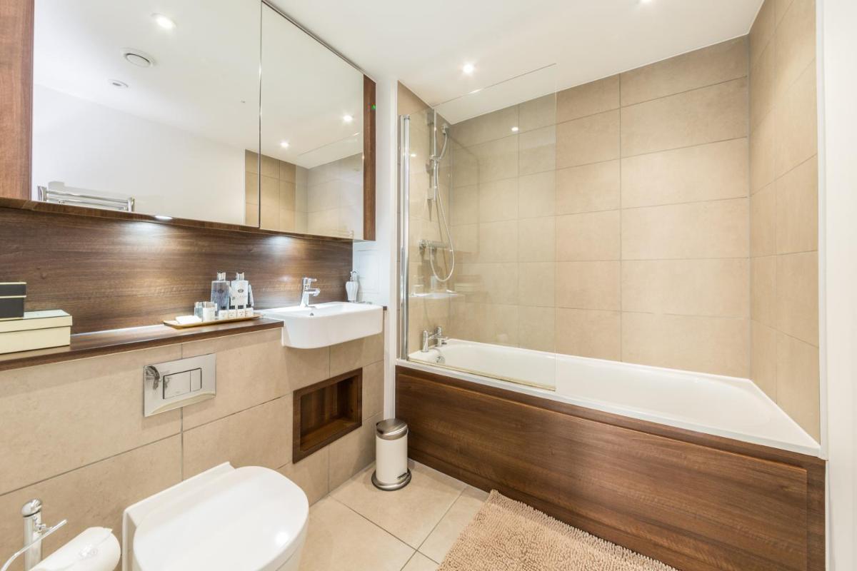 Kew Eye Apartments Brentford London - Housity
