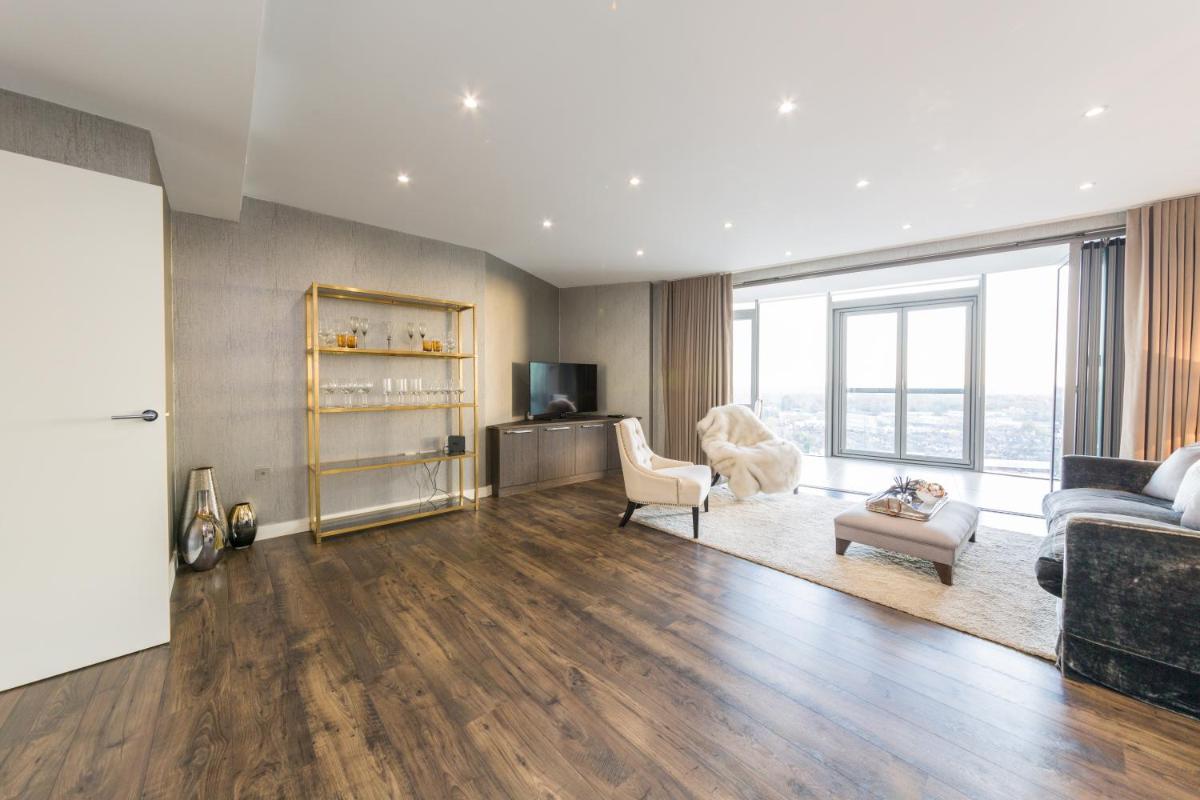 Kew Eye Apartments Brentford London - Housity