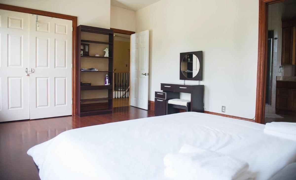 JstLikeHome - Luxury Mansion & Guesthouse - Housity