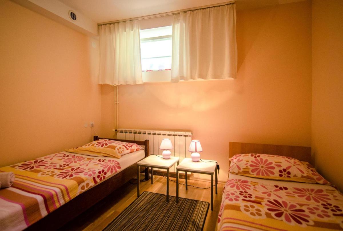 Suitetrails - Apartment & Rooms Miboti