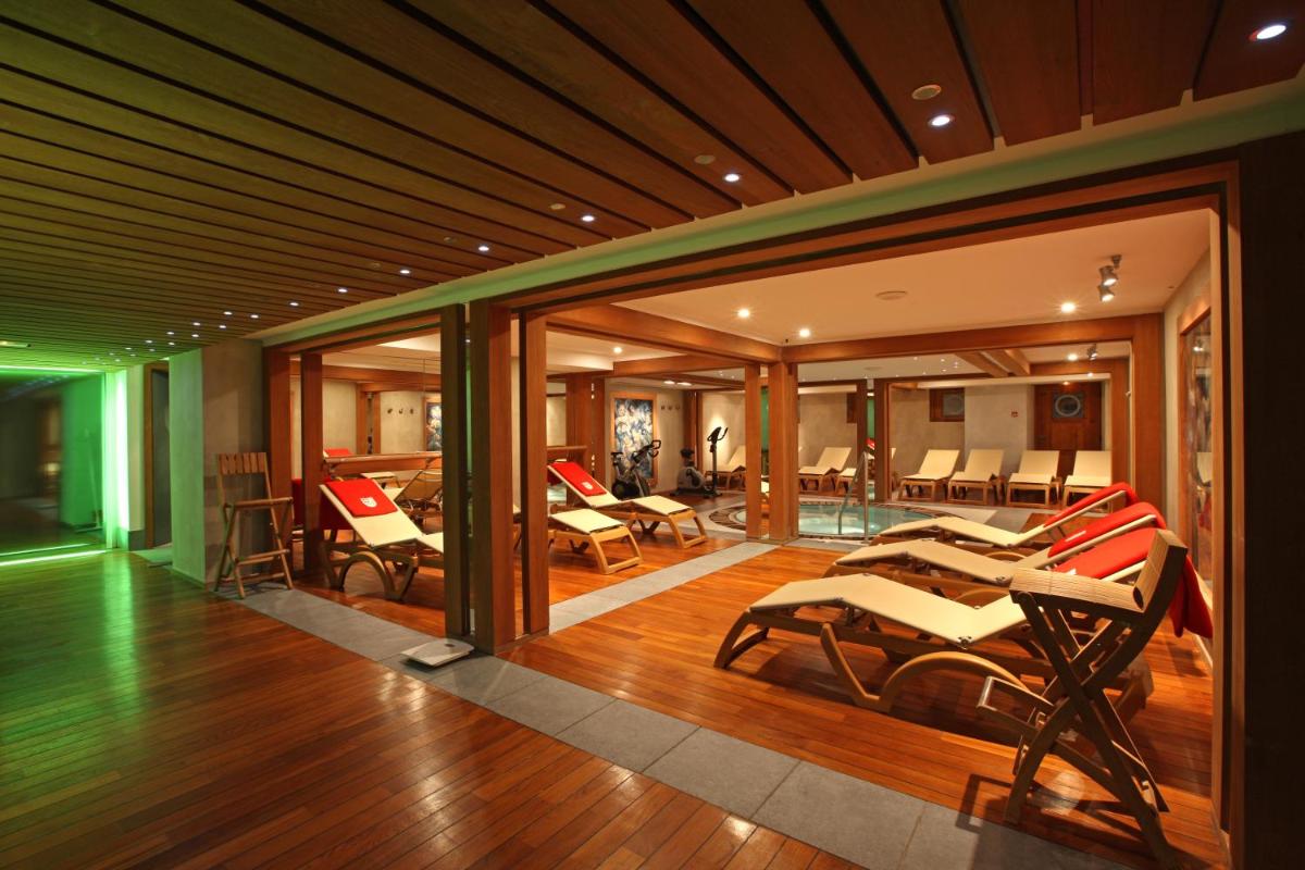 Photo de la galerie de l'établissement La Savoyarde, à Val dʼIsère