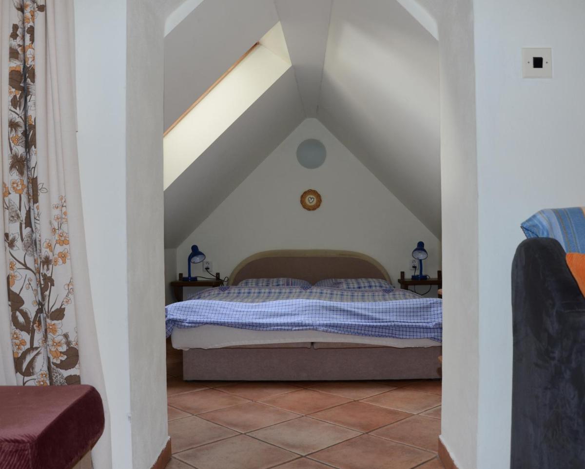 Hánův mlýn - Housity