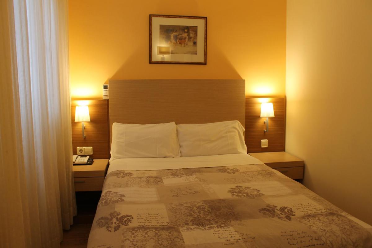 Hotel Mirador Puerta del Sol - Housity