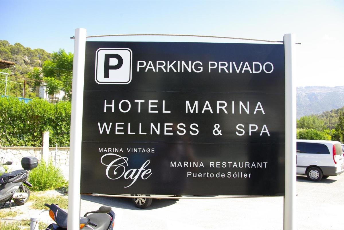 Certificado, premio, señal o documento que está expuesto en Hotel Marina