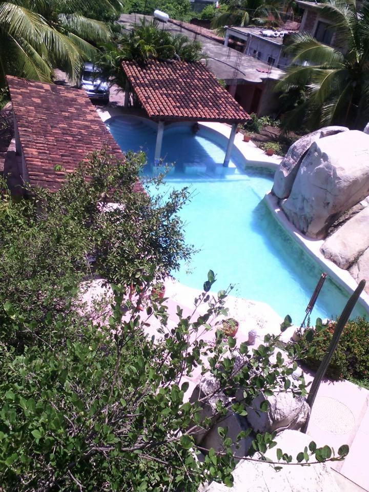 Hotel Paradise Lagoon - Housity