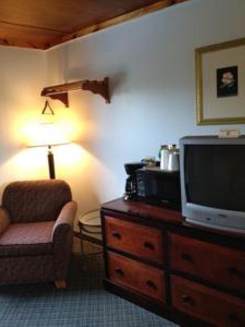 Ridge Top Motel - Bryson City - Housity