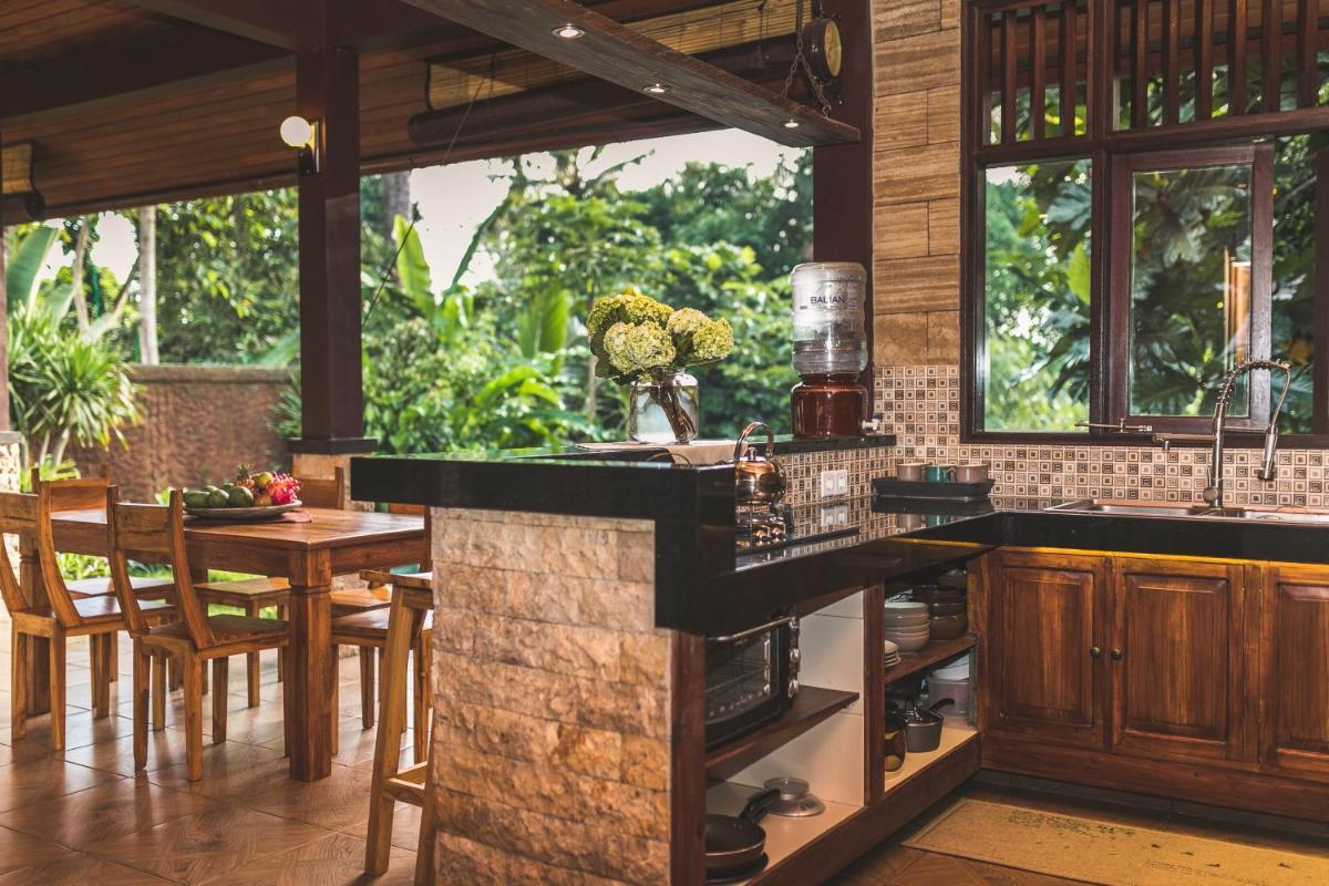 A Priori Villa Ubud - Hizvo