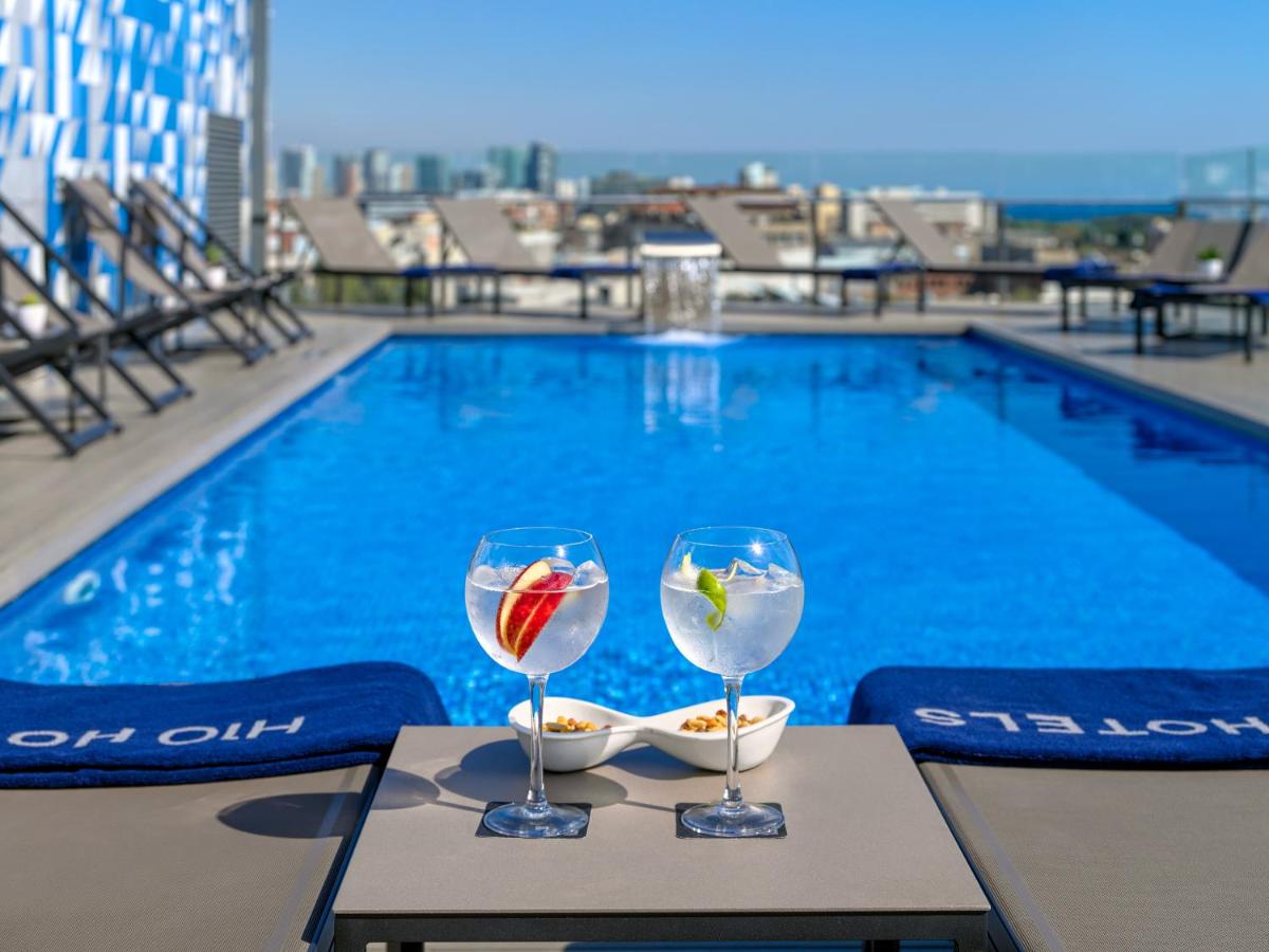 Piscina en o cerca de H10 Marina Barcelona