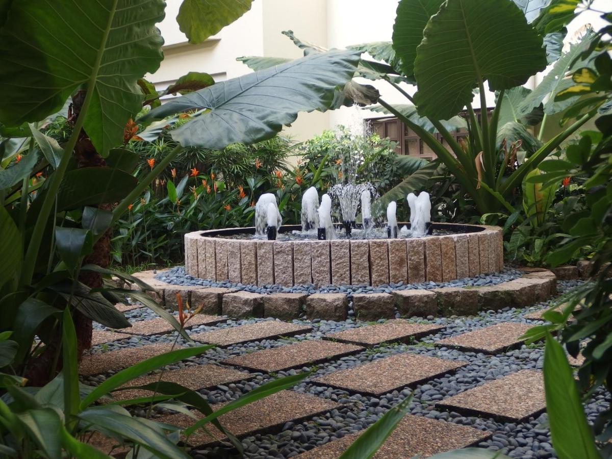 Alocassia Serviced Apartments - Housity