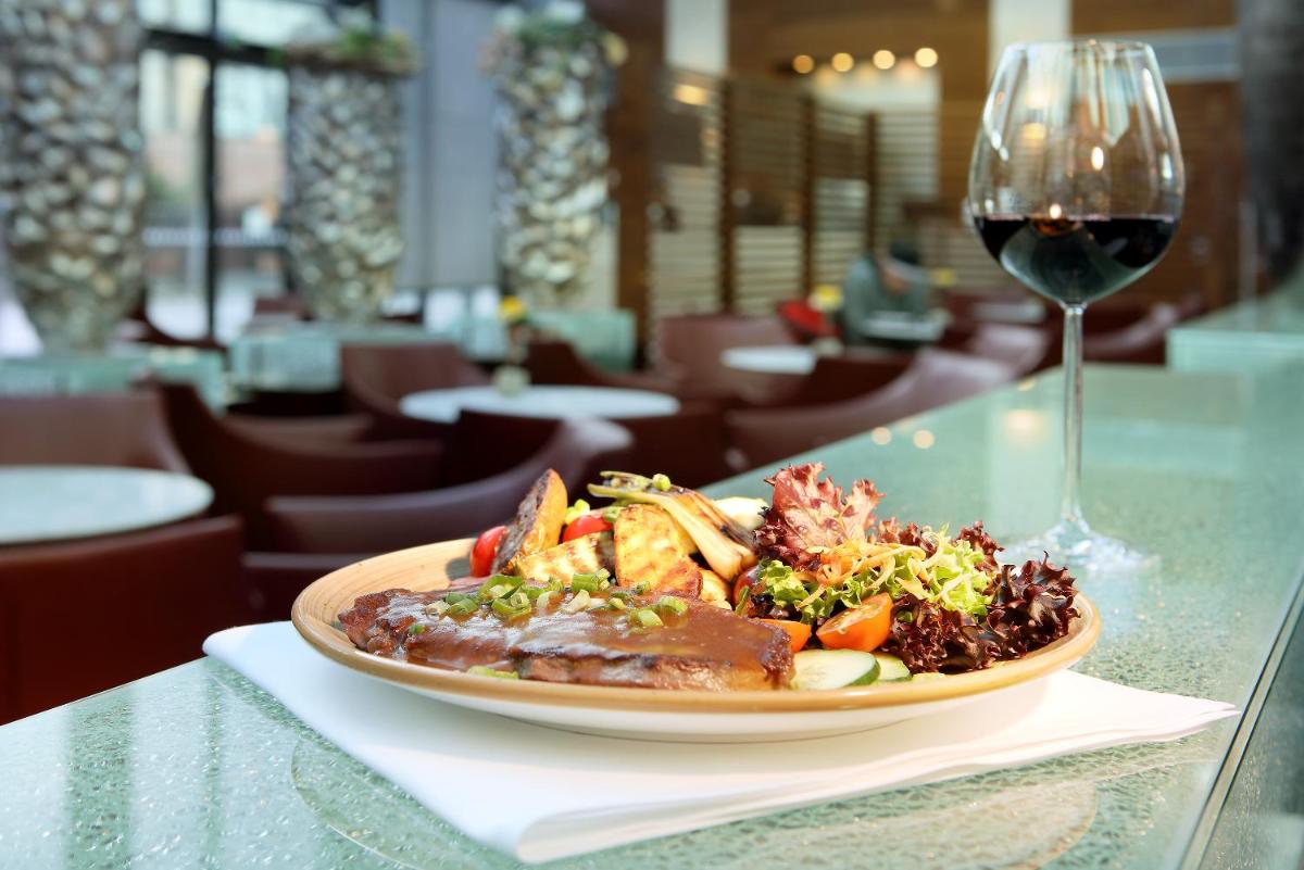 Essen im Hotel oder in der Nähe