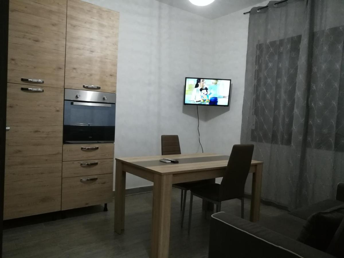 Rooms Loru - Housity