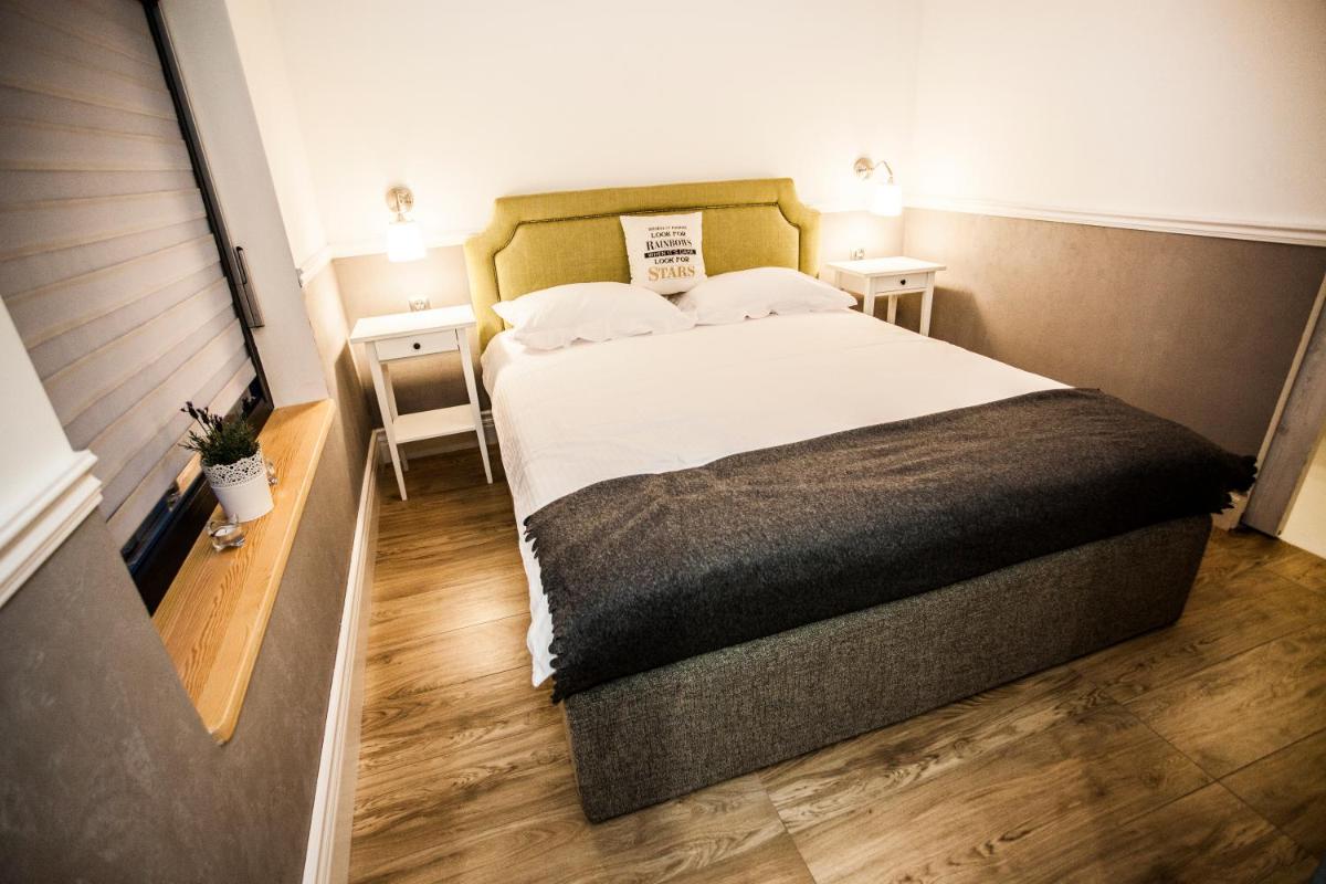 White Home Apartment - Housity