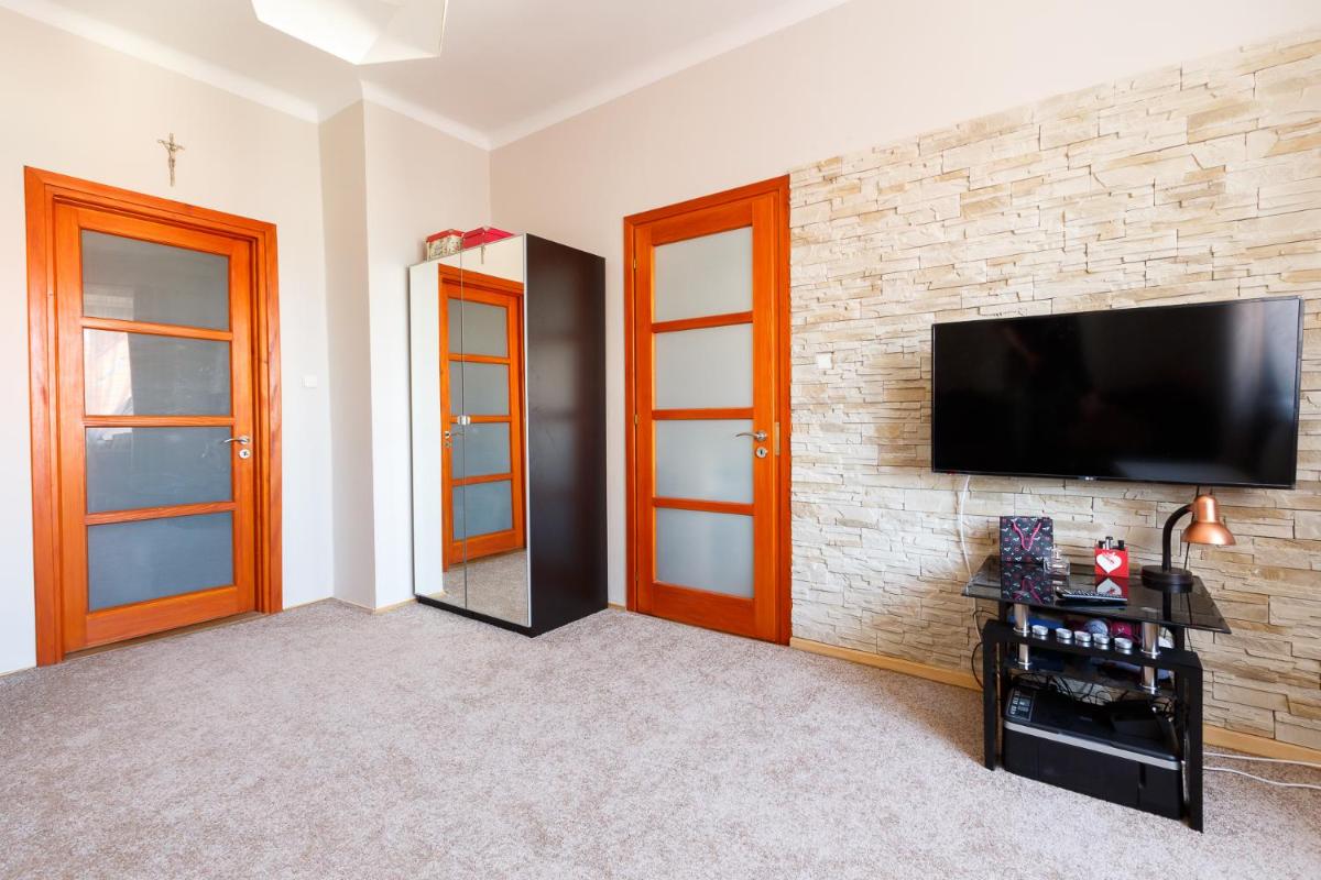 Rzeszów Apartment - Housity