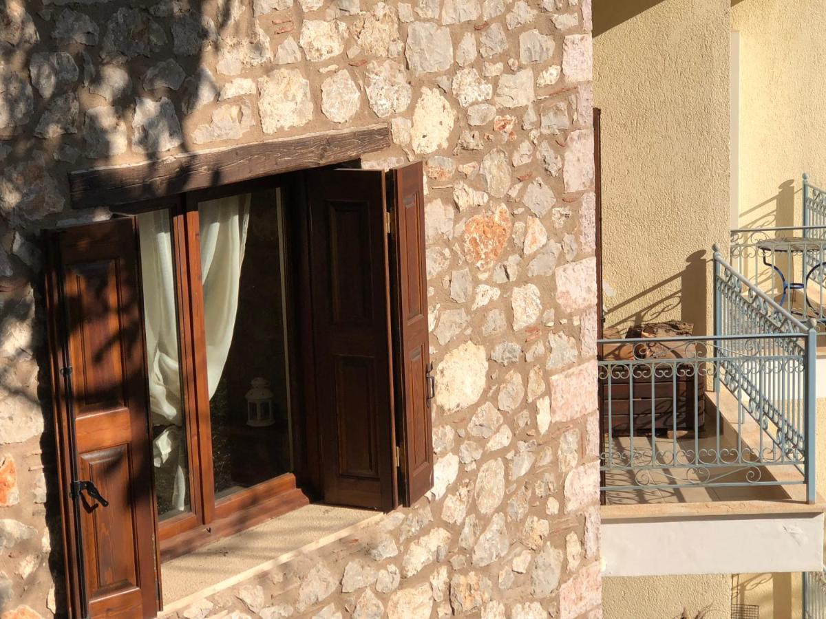 Arahova Cozy Apartment - Housity