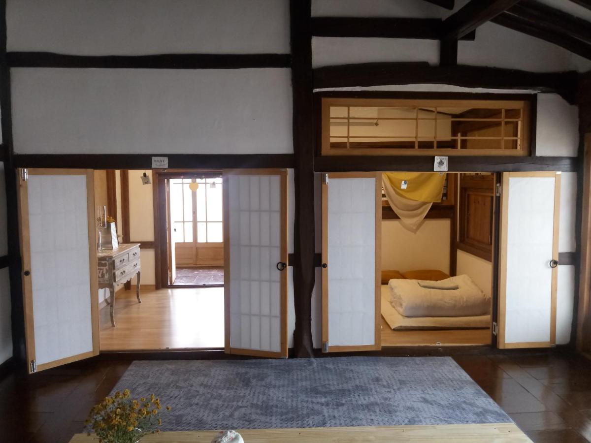 Hundred Years Hanok - Housity