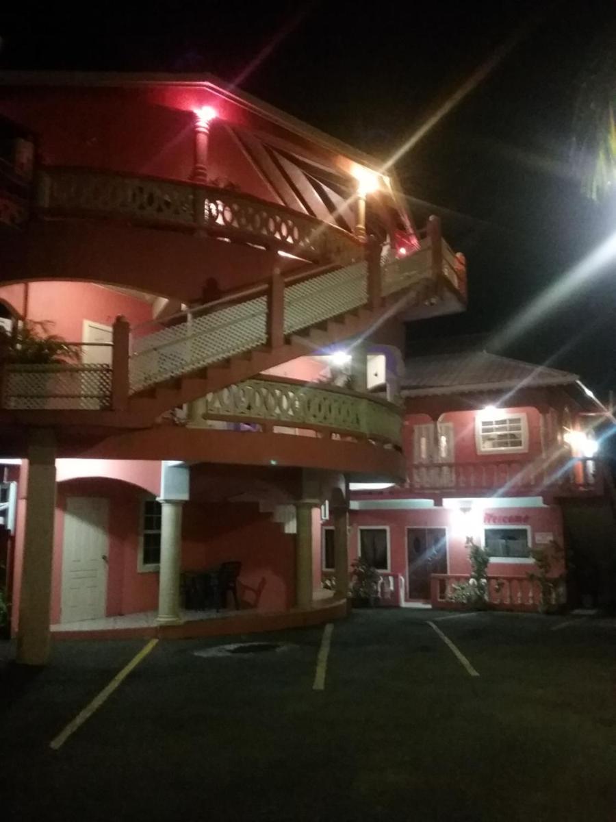 Islanders Place - Housity