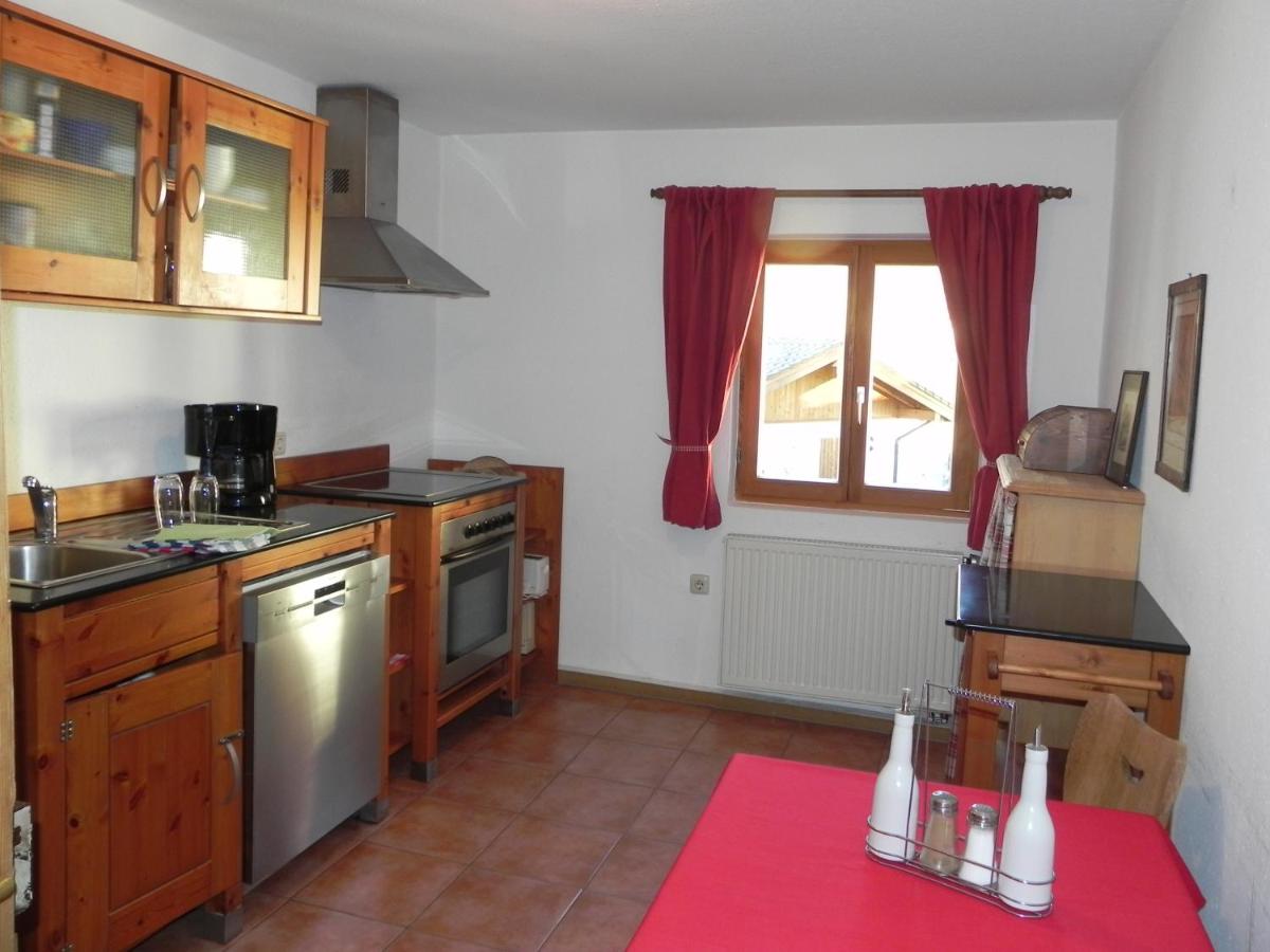 Haus am See - Housity
