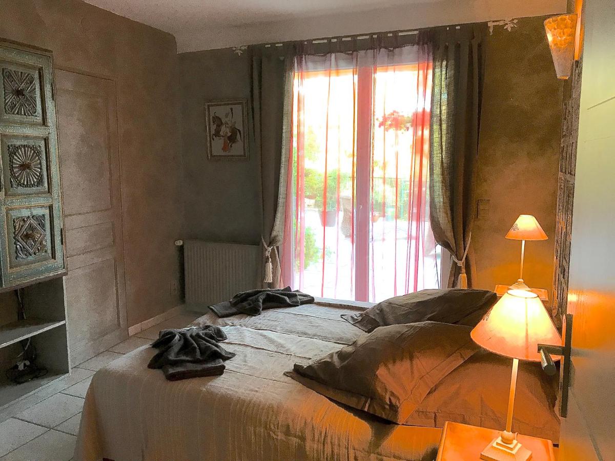 Gîte des Orgues de la Sybille Agave Canigou - Housity