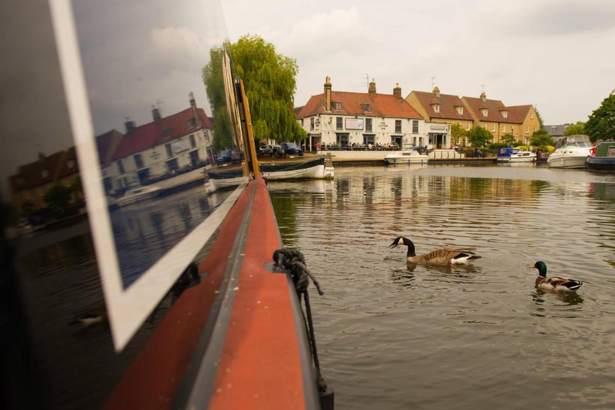 Narrowboat Puzzle - Housity