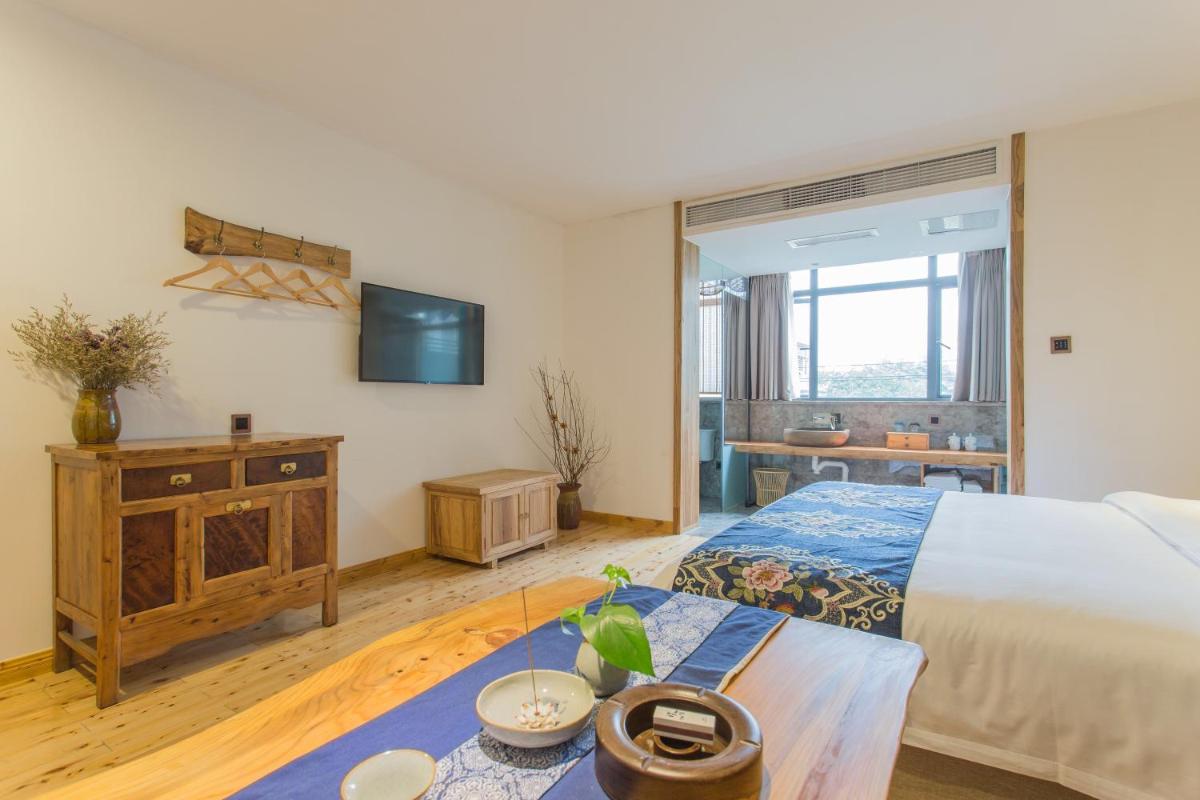 QingJu (Wang Ping Street) - Housity