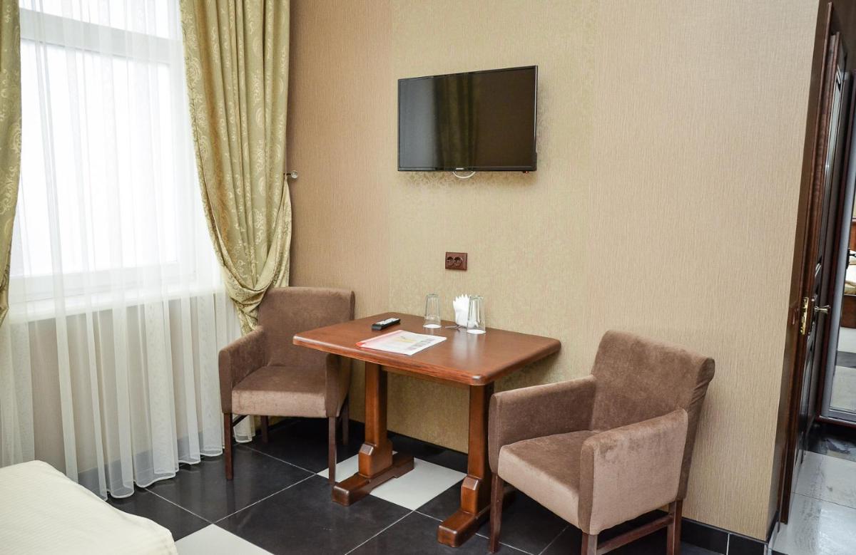 Nashe Misto Guest House - Housity