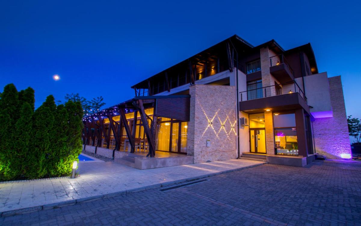 Pensiunea Sara - Housity