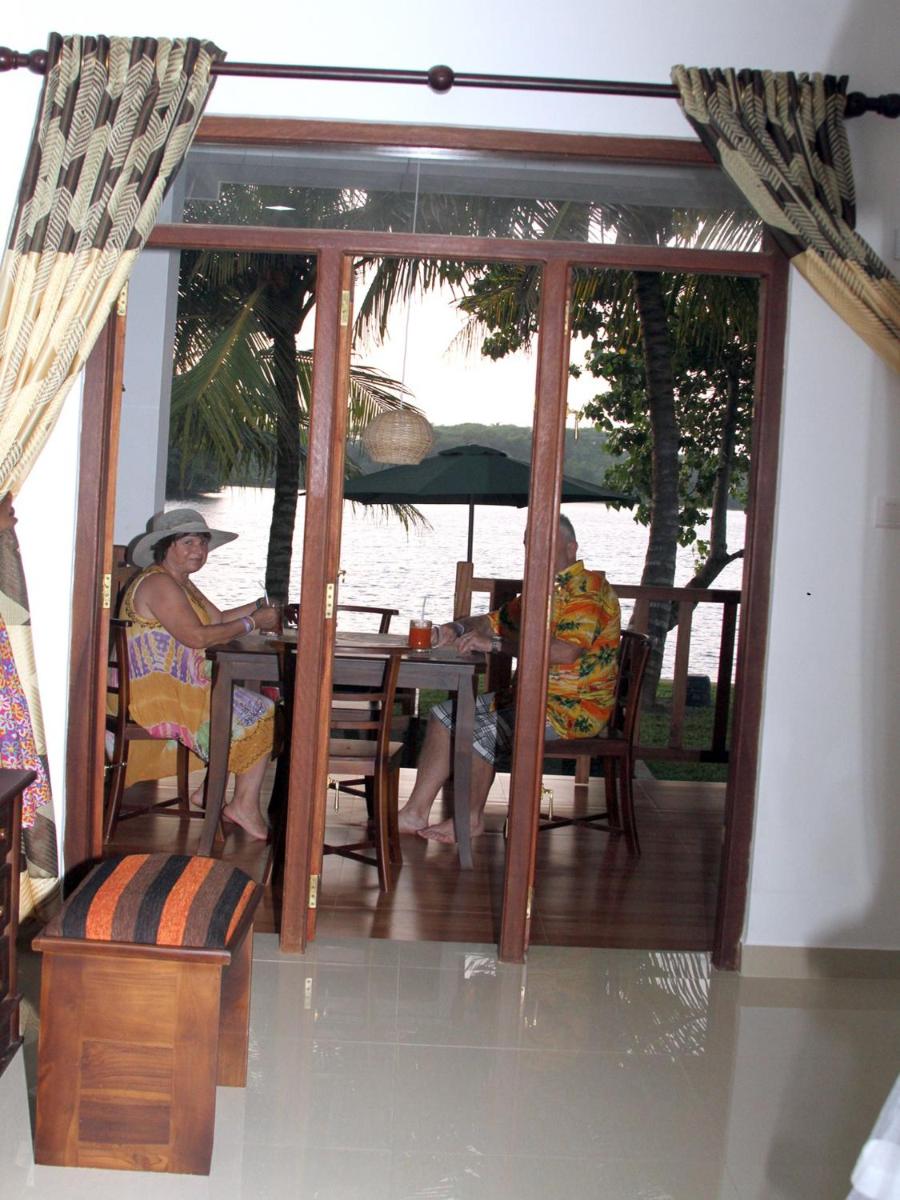 Koggala Lake view P&J Villa - Housity