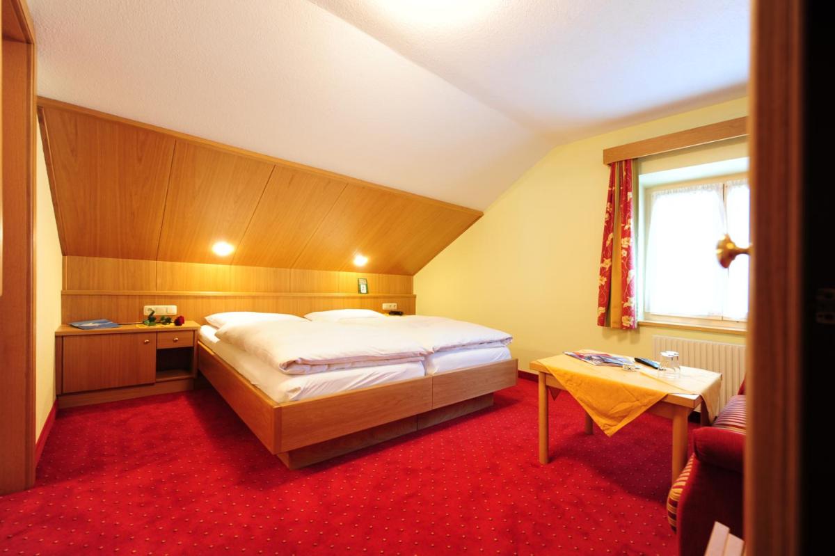 Haus Enzian - Housity