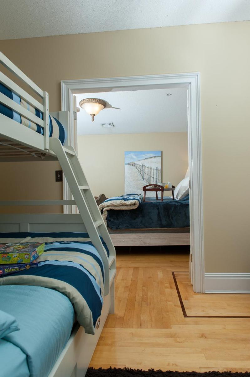 Naomi's Inn Bed & Breakfast - Housity