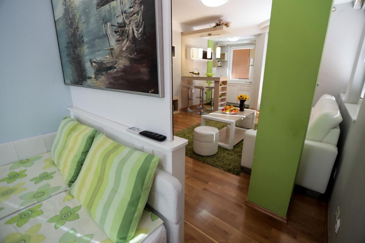 Apartments Matjan with private garages - Hizvo