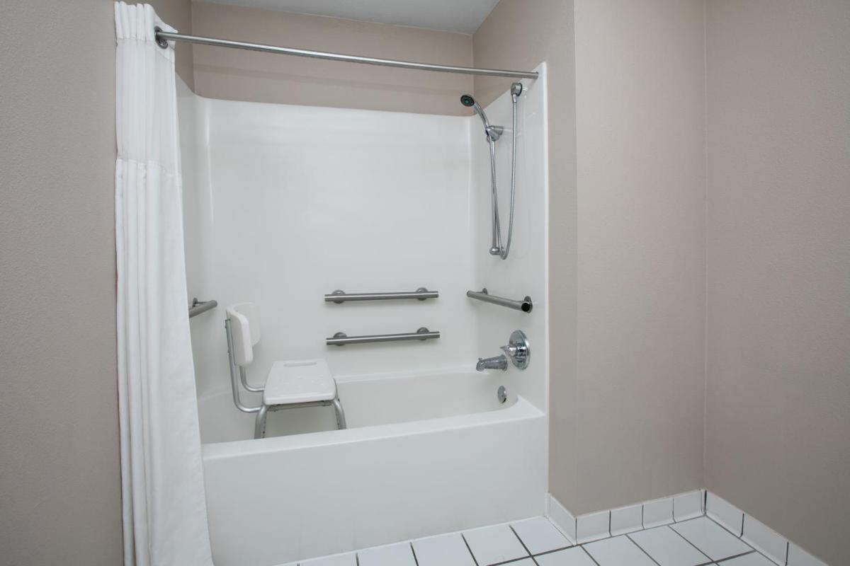 Quality Inn Lawton near Fort Sill - Housity