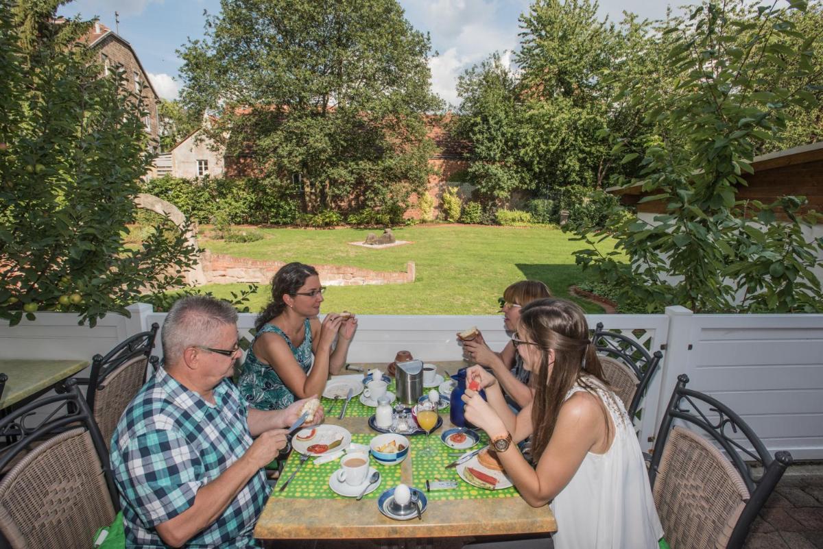 Hotel & Auberge le Journal - Housity