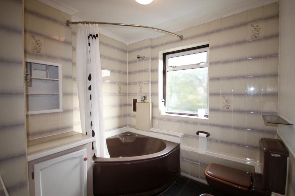 Hill Crescent - Housity