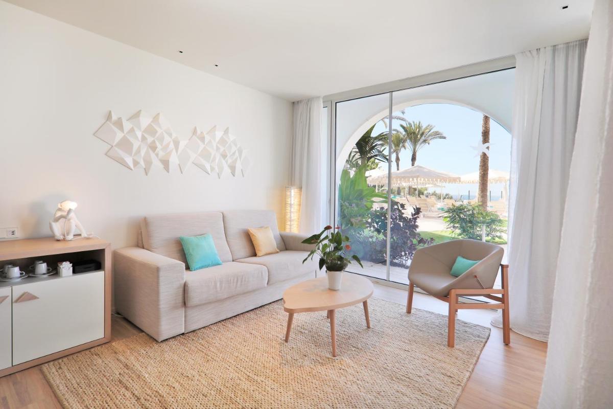 Zona de estar de JOIA Salomé by Iberostar -Adults Only
